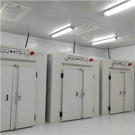 標(biāo)準(zhǔn)工業(yè)烤箱